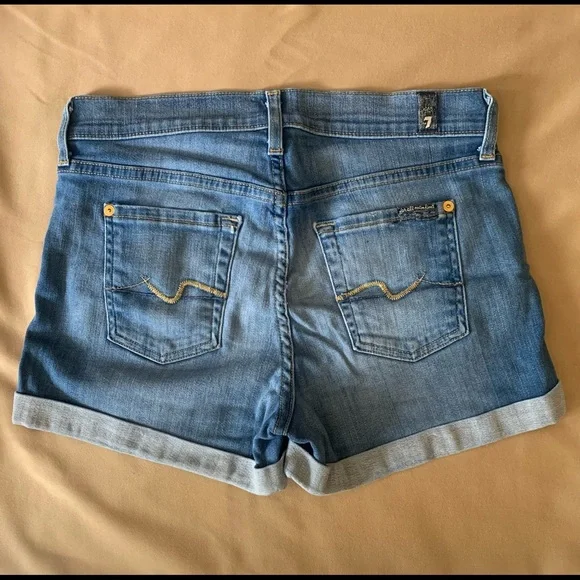 7 for all mankind Womens denim shorts size 25 - Picture 2 of 6